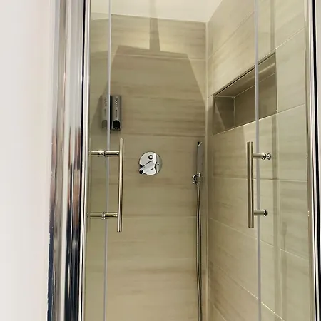 Гостевой дом Luxury Loft 35 Кальяри